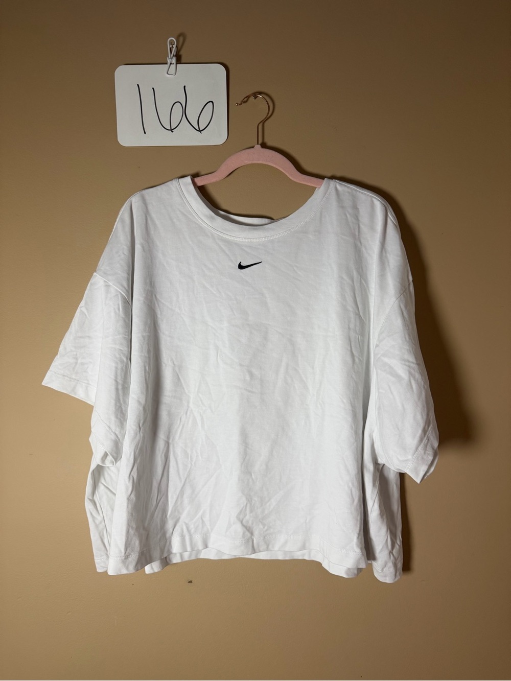 Nike White Oversized Cropped Swoosh Tee - Women's